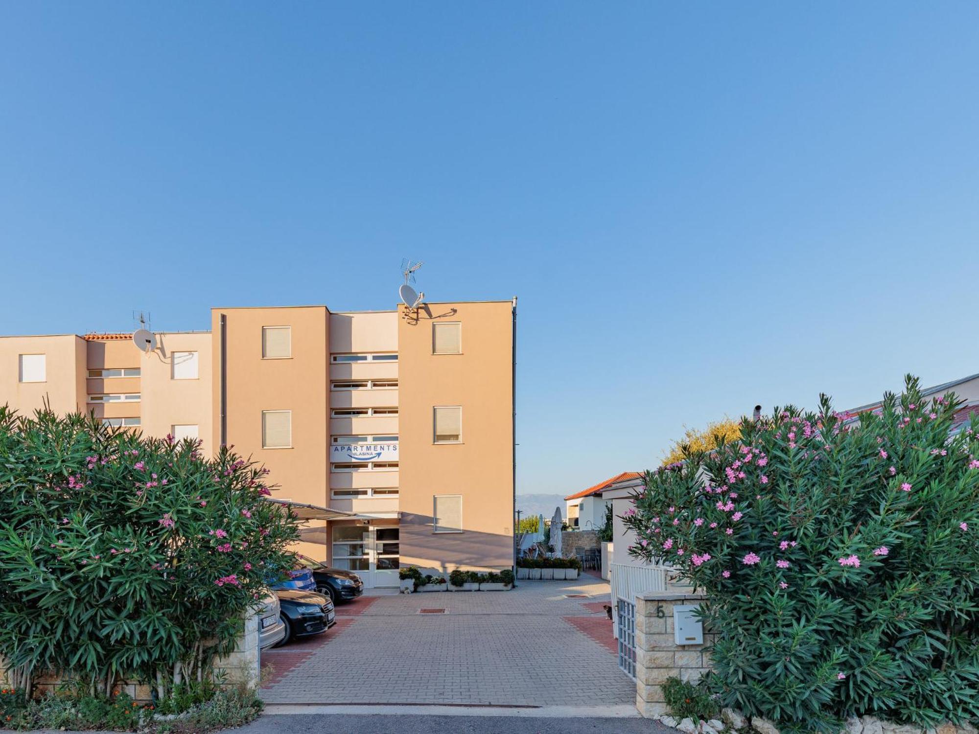 Apartment Mlasina-3 By Interhome Nin Esterno foto